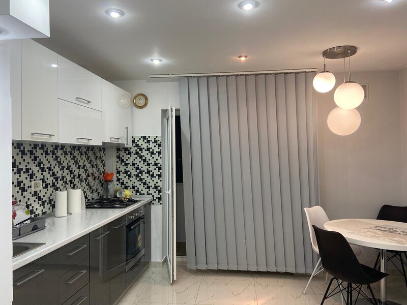 Unirii, Casa Poporului, bd. Fantani, proprietar