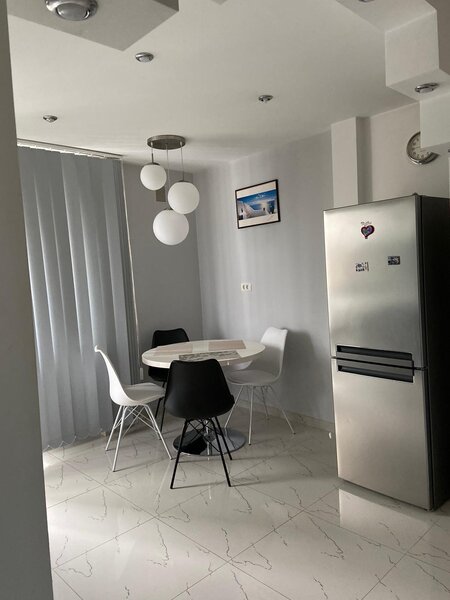 Unirii, Casa Poporului, bd. Fantani, proprietar