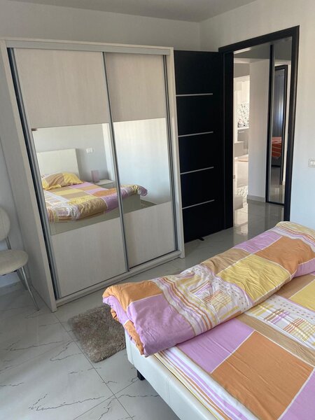 Unirii, Casa Poporului, bd. Fantani, proprietar