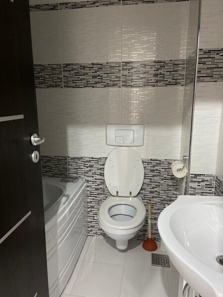 Unirii, Casa Poporului, bd. Fantani, proprietar